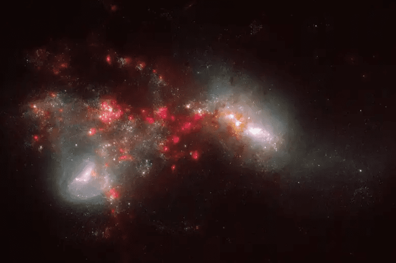 Collision de deux galaxies
