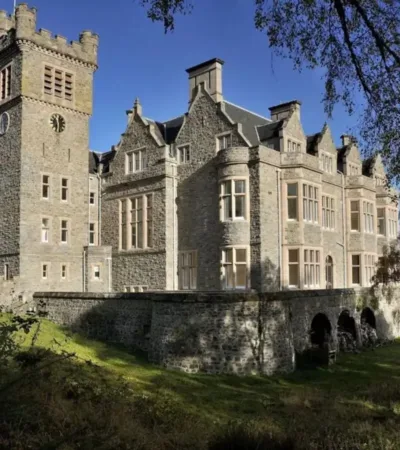 Paranormal : un château “hanté” est mis en vente